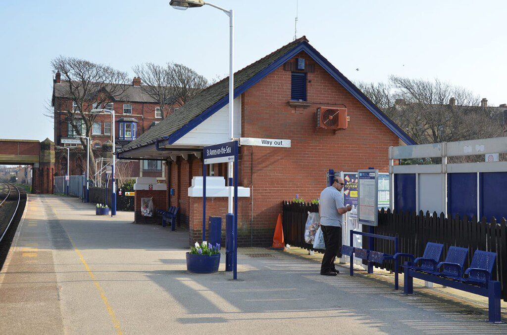 Travel Guide for Fylde Coast Holiday St Annes Station